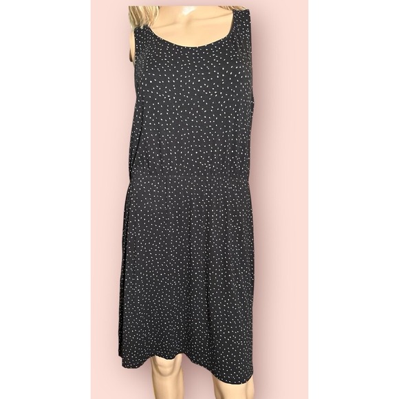 H&M Dresses & Skirts - H&M Basic Black Polka Dot Sleeveless Dress Casual Everyday Size S